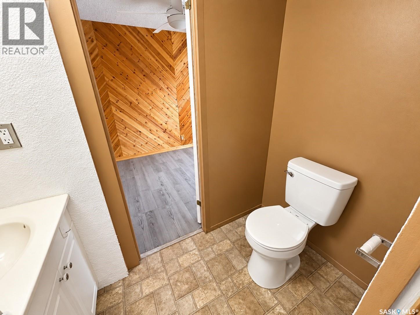 34 1035 Boychuk Drive Property Photo 27