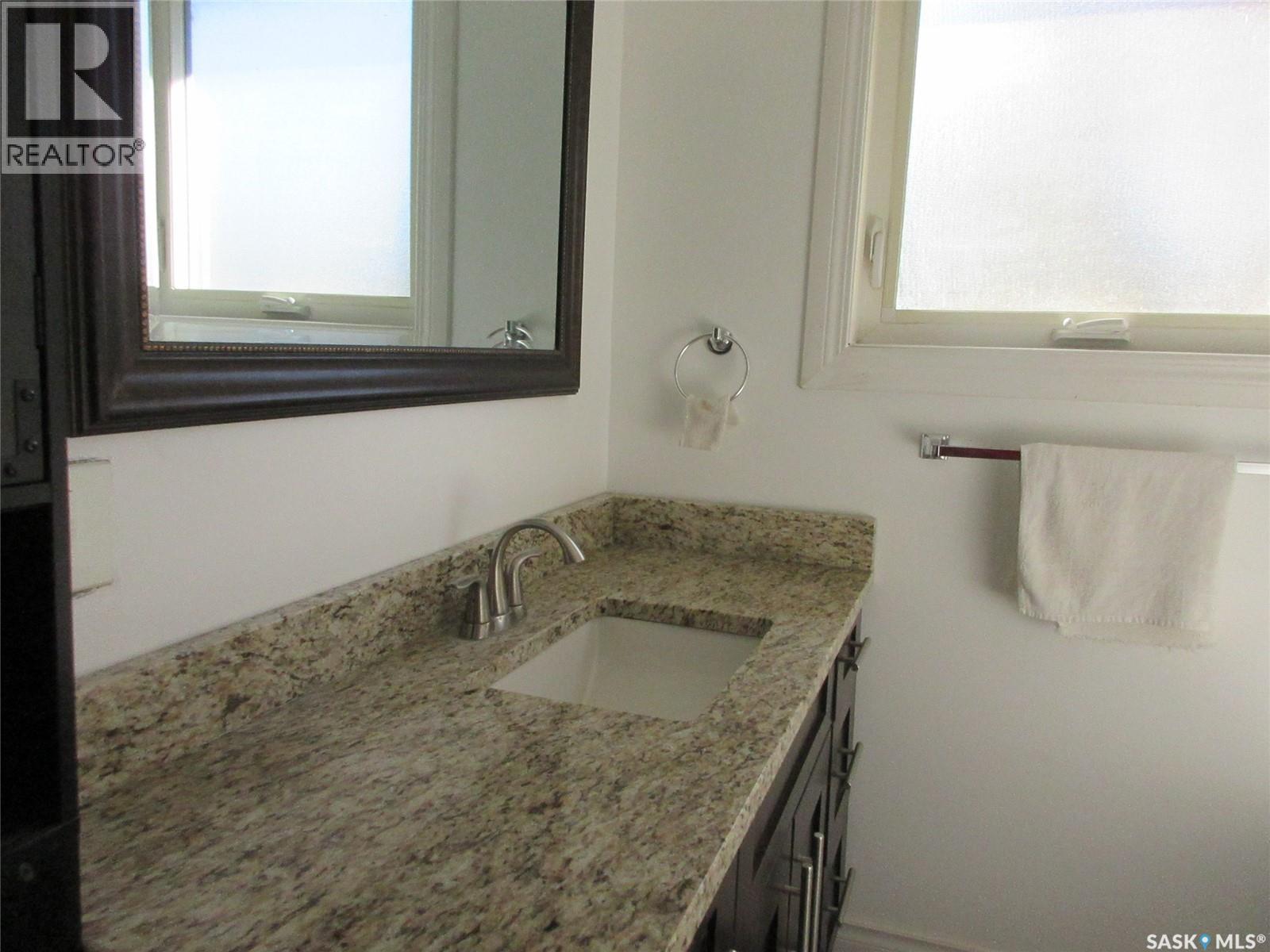 858 Worobetz Crescent N Property Photo 36
