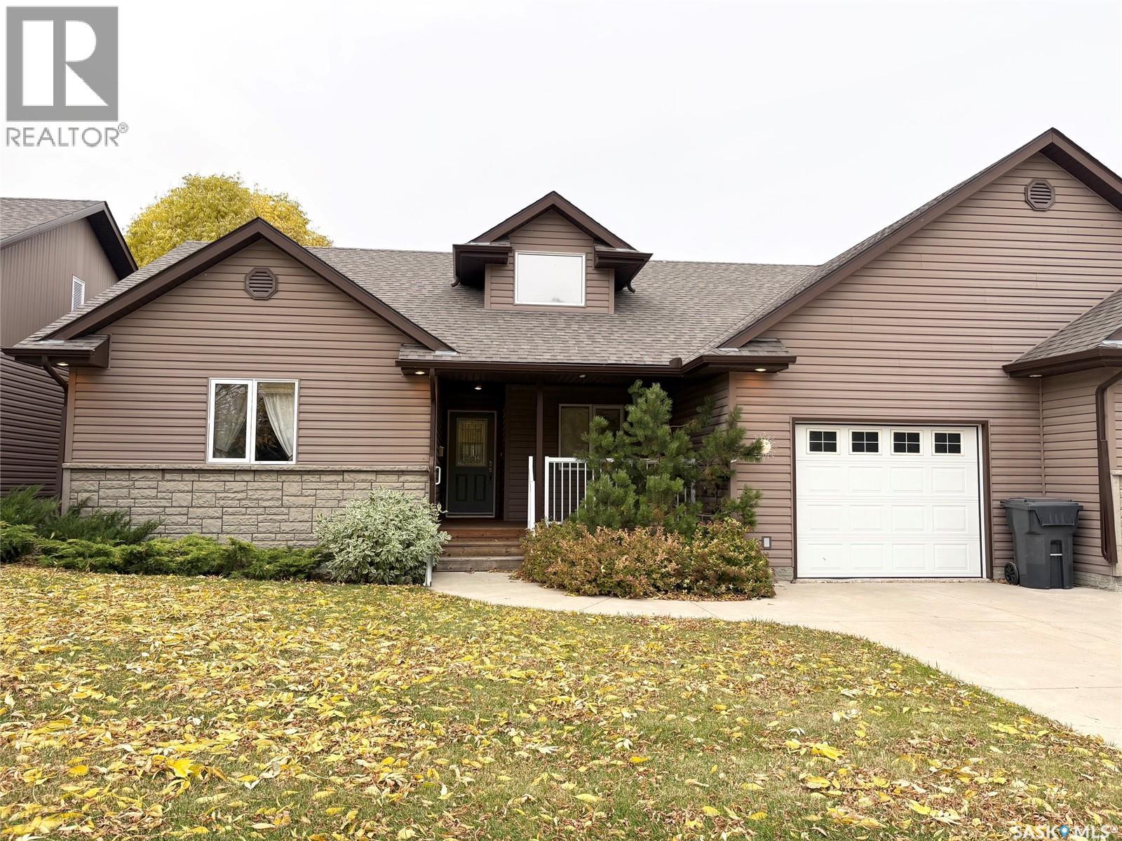142 Manitoba Avenue Property Photo 1