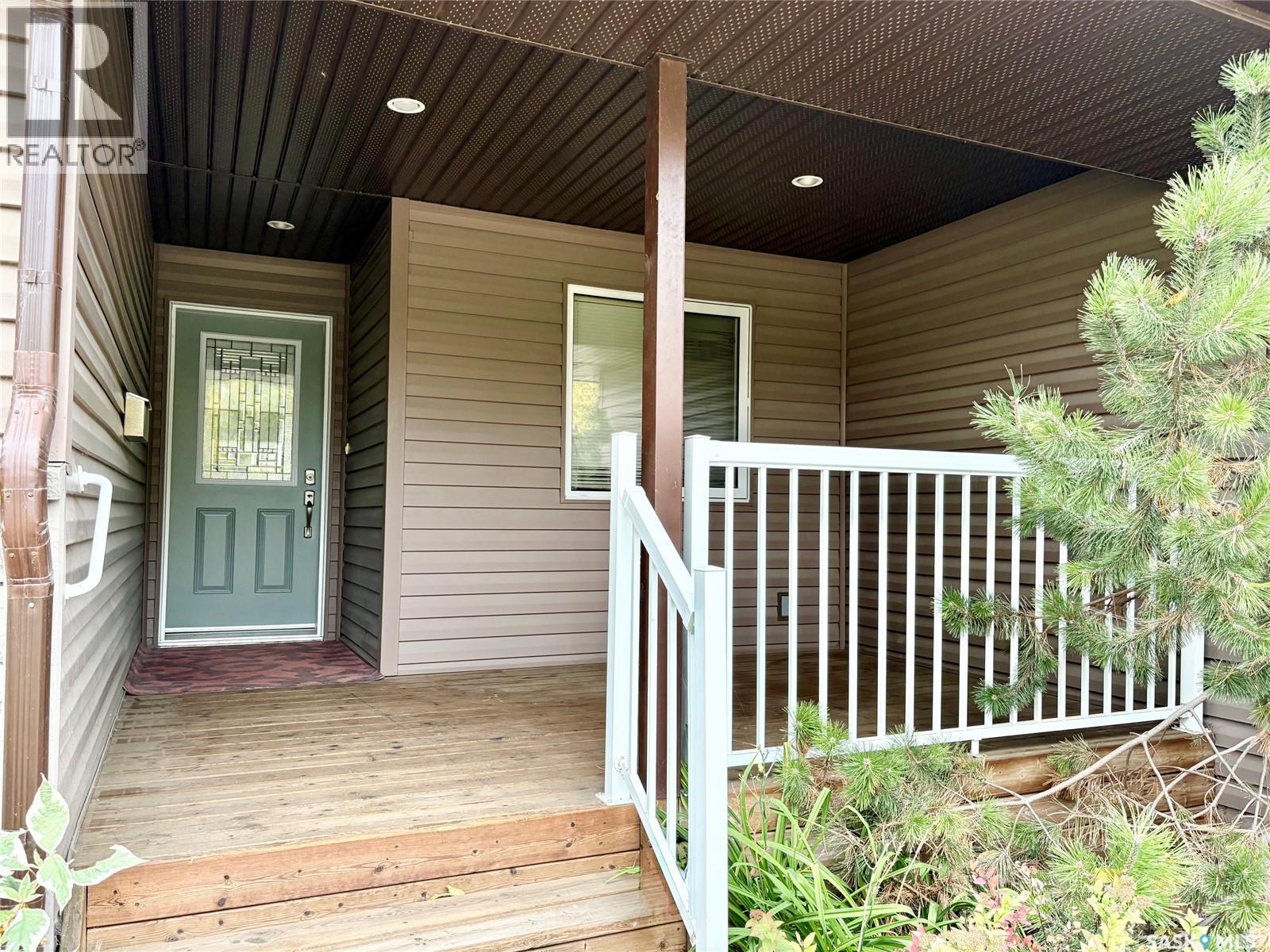 142 Manitoba Avenue Property Photo 2