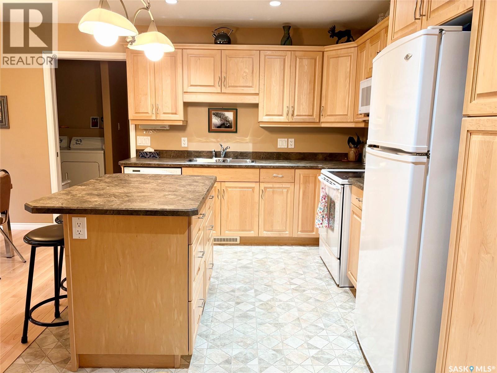 142 Manitoba Avenue Property Photo 12