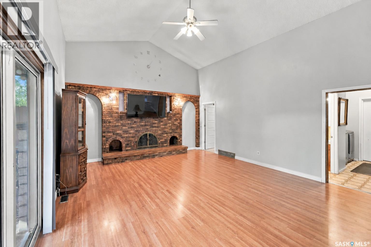 2054 Braun Bay E Property Photo 13