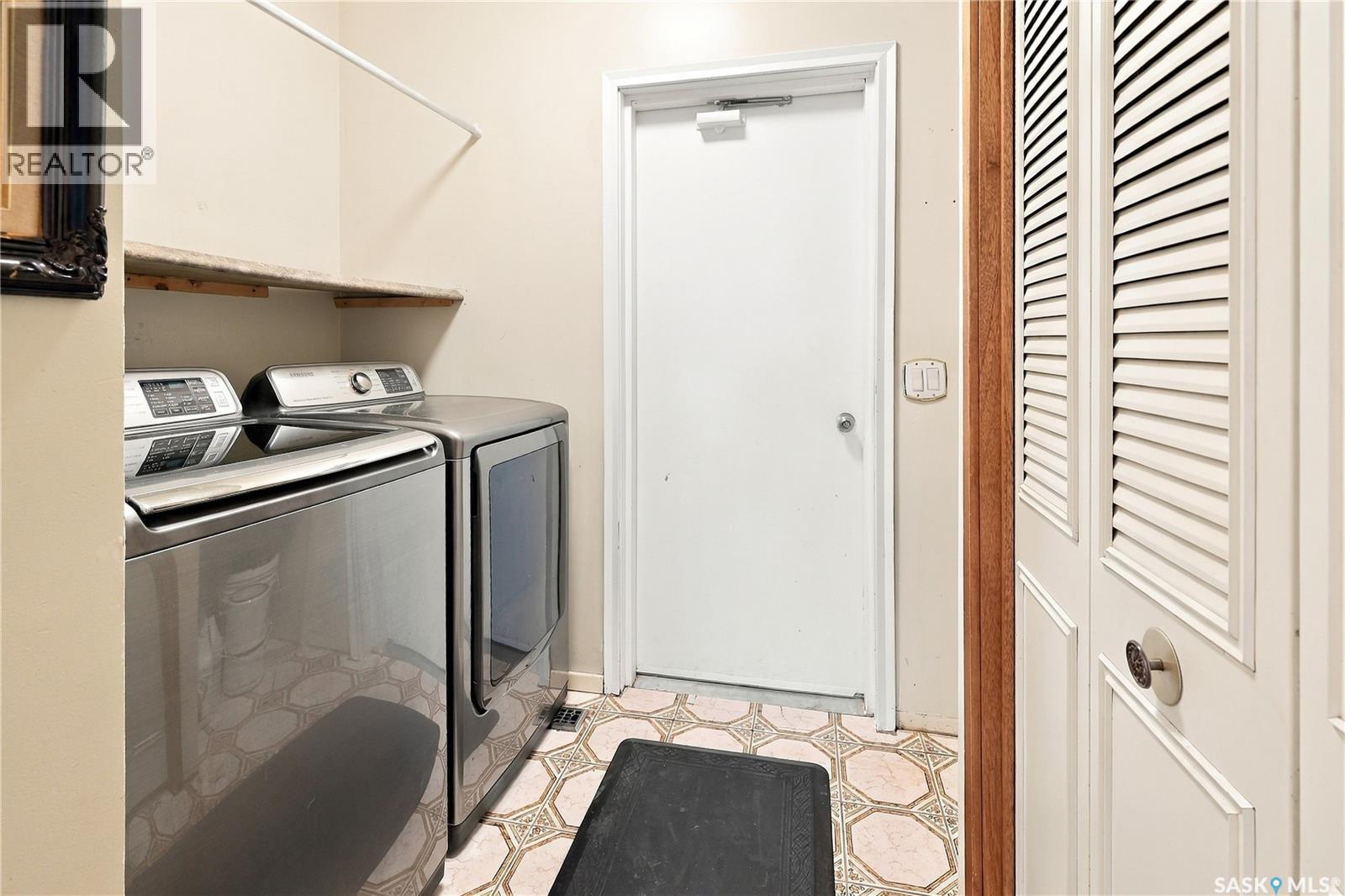 2054 Braun Bay E Property Photo 21