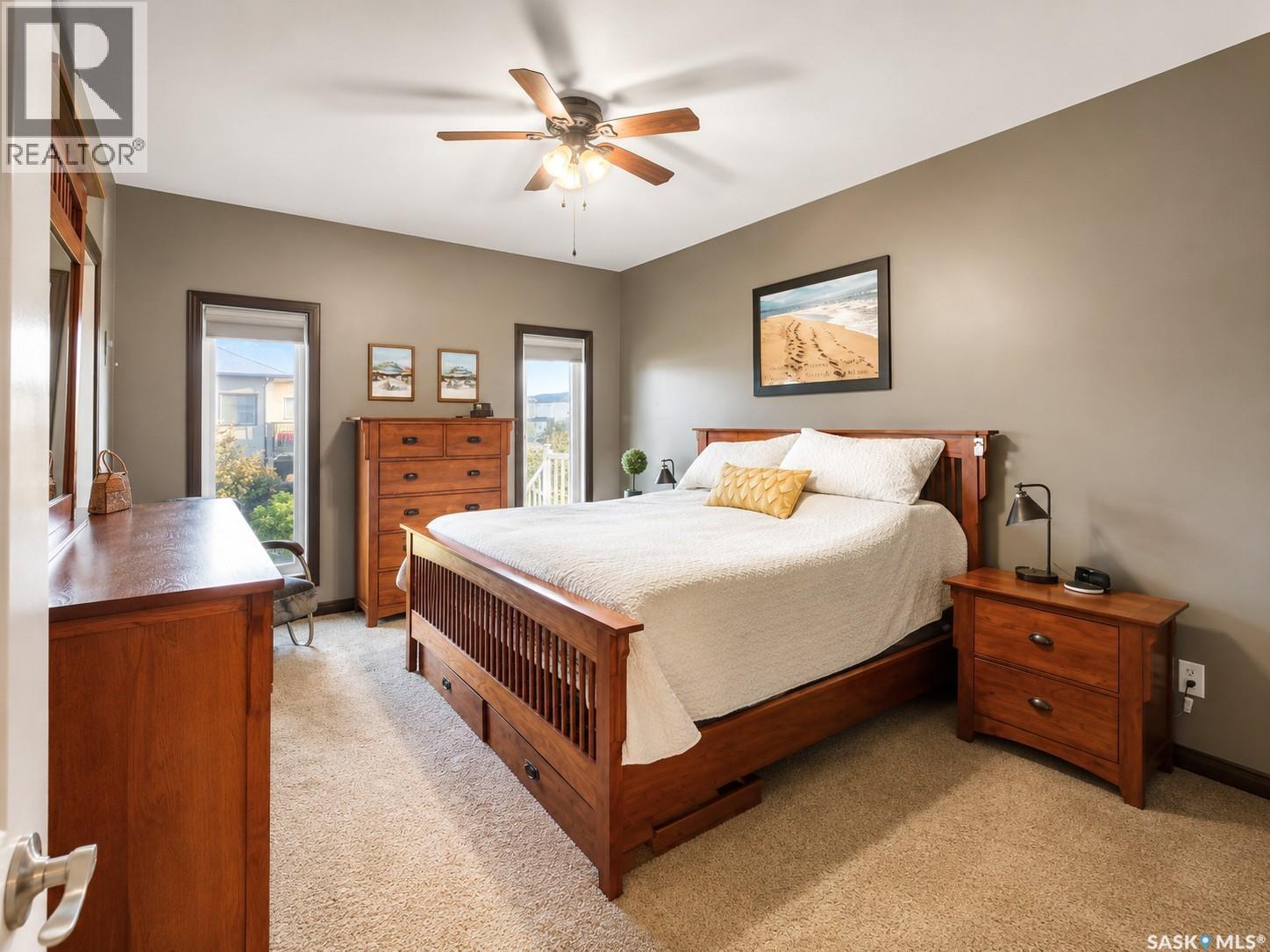 1 Glen Howard Way Property Photo 12