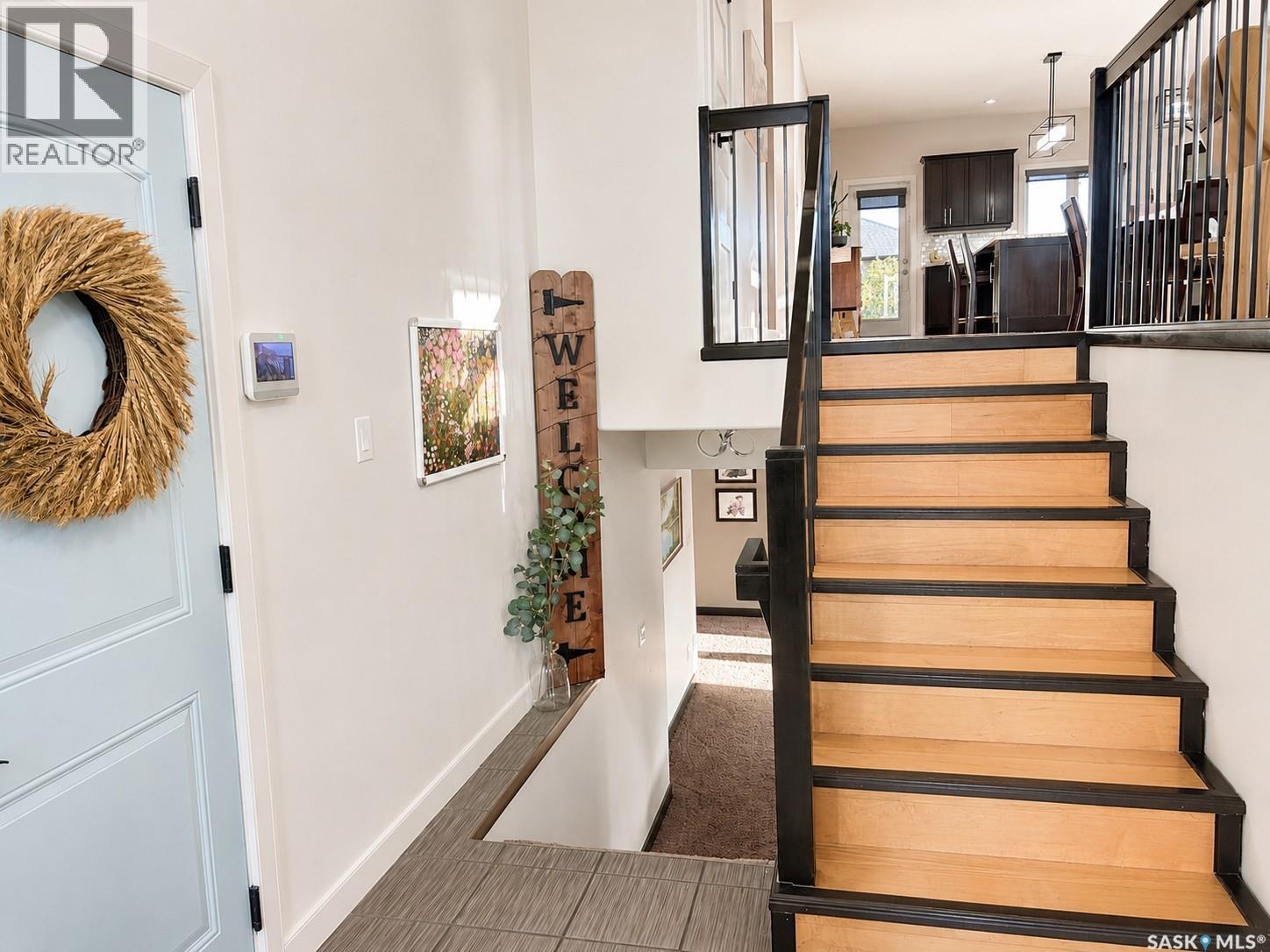 1 Glen Howard Way Property Photo 26
