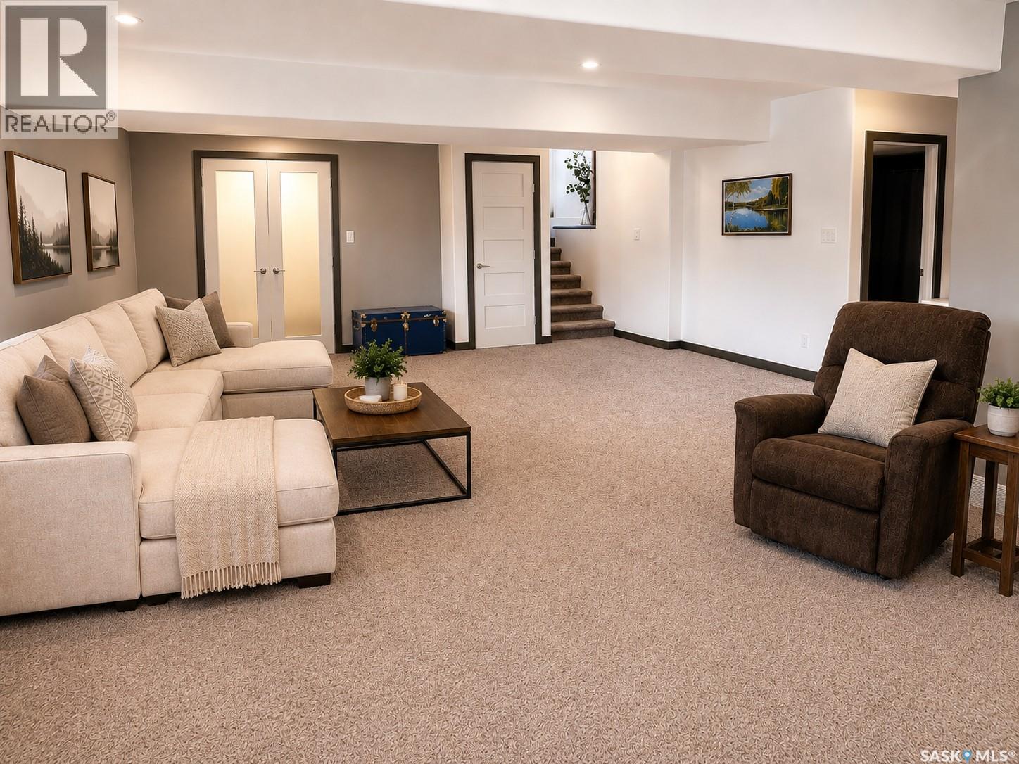 1 Glen Howard Way Property Photo 30