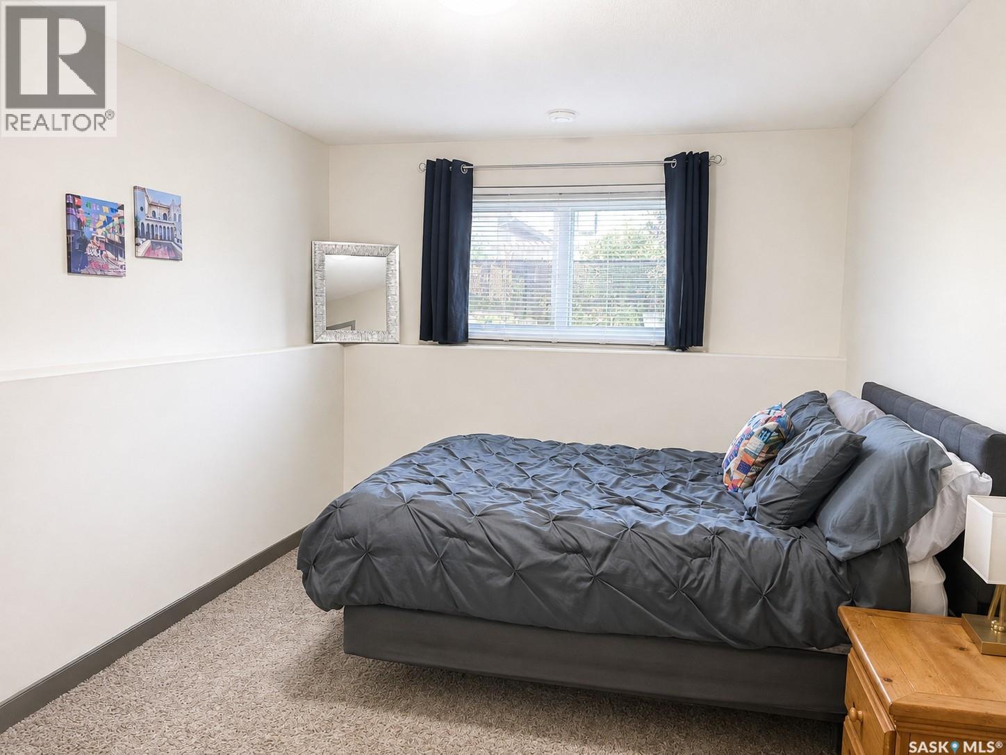 1 Glen Howard Way Property Photo 35