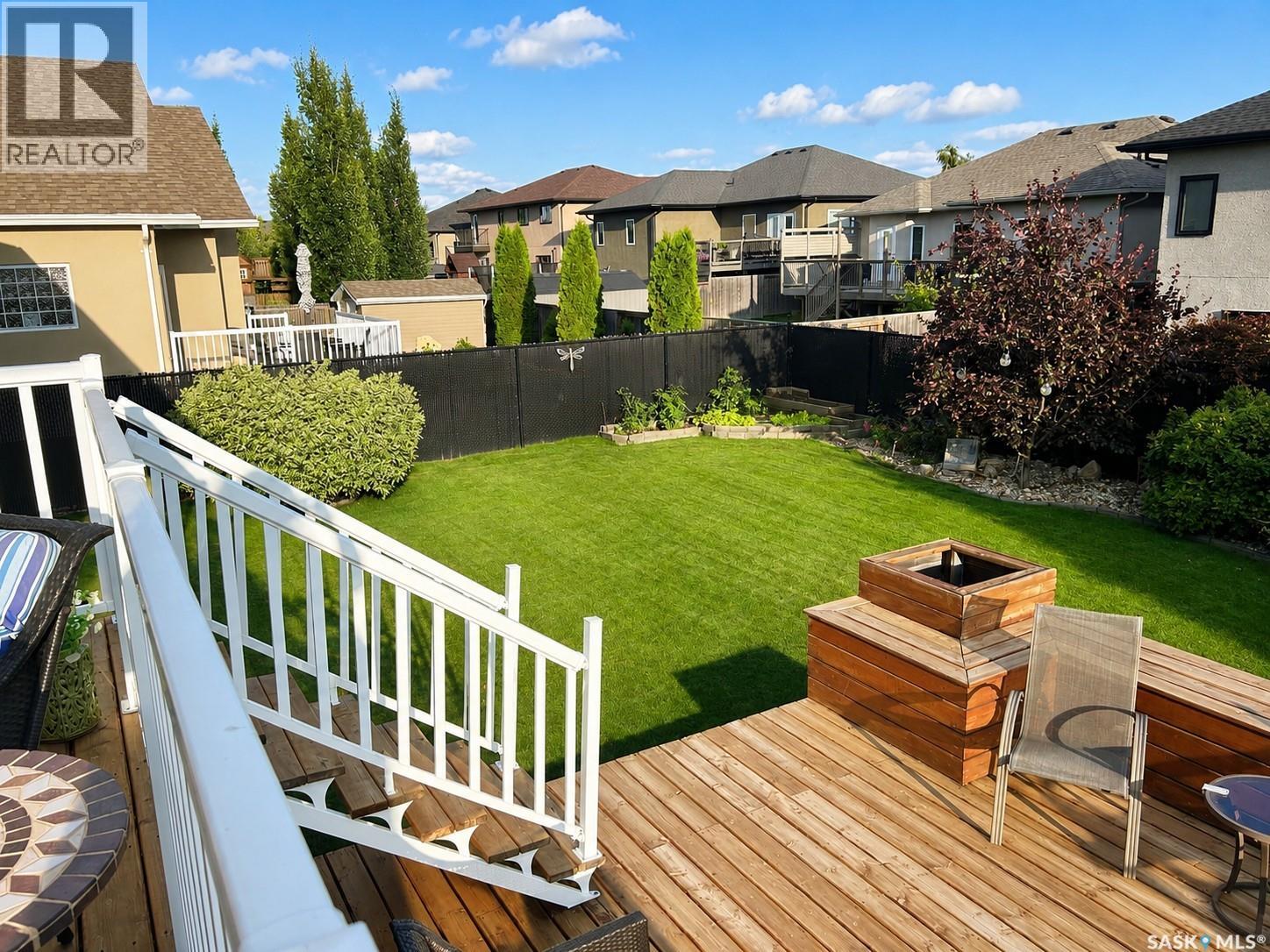 1 Glen Howard Way Property Photo 43