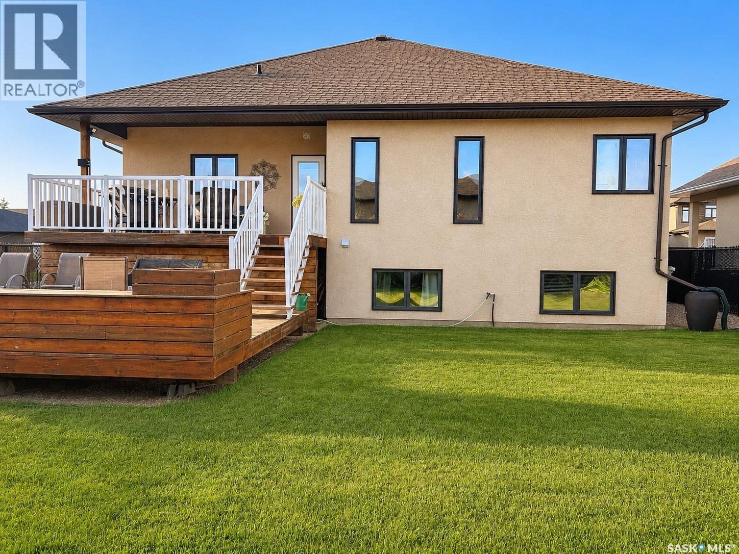 1 Glen Howard Way Property Photo 45