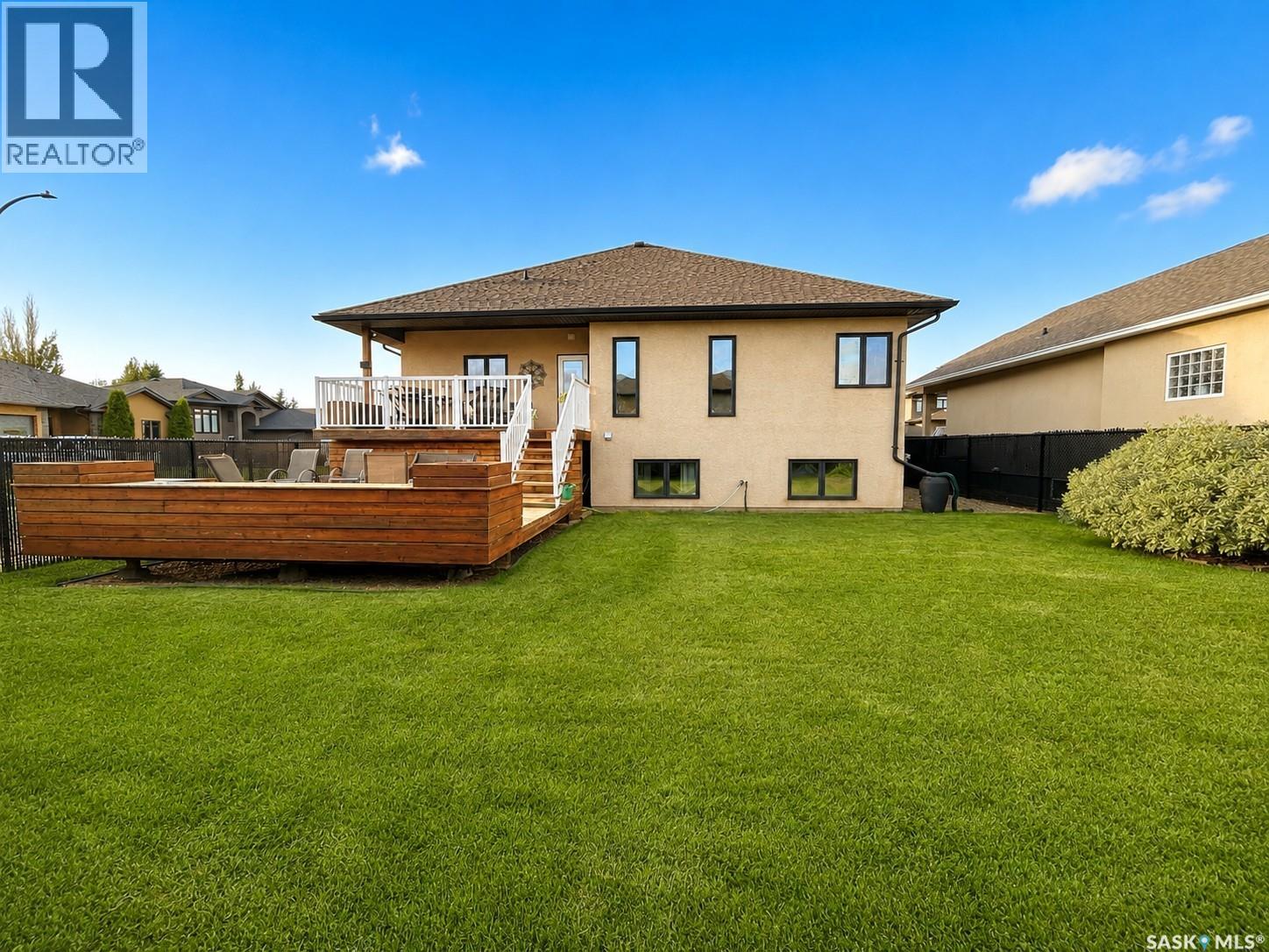1 Glen Howard Way Property Photo 46
