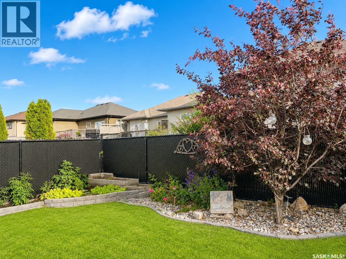 1 Glen Howard Way Property Photo 49