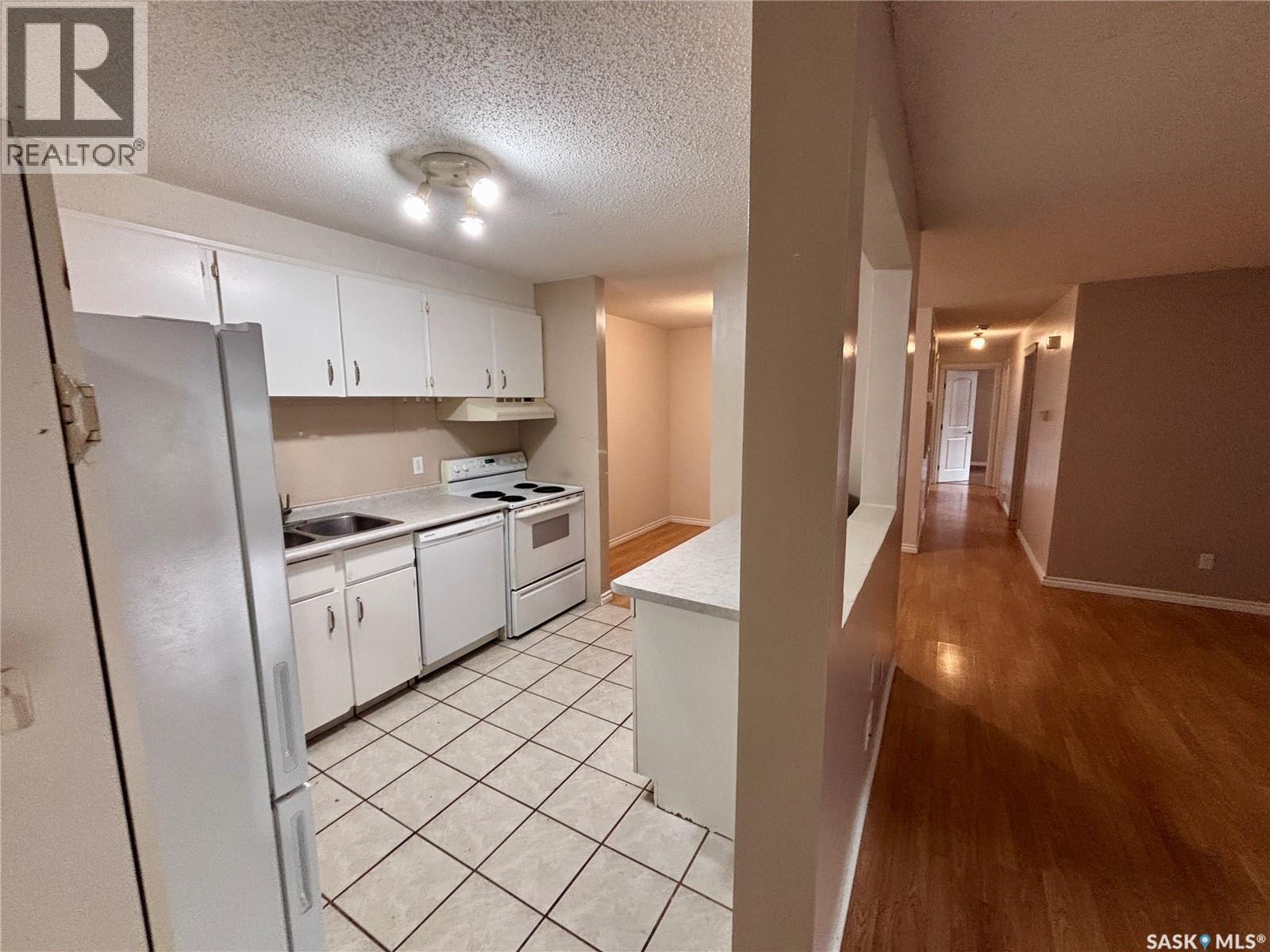 716 425 115th Street E Property Photo 6