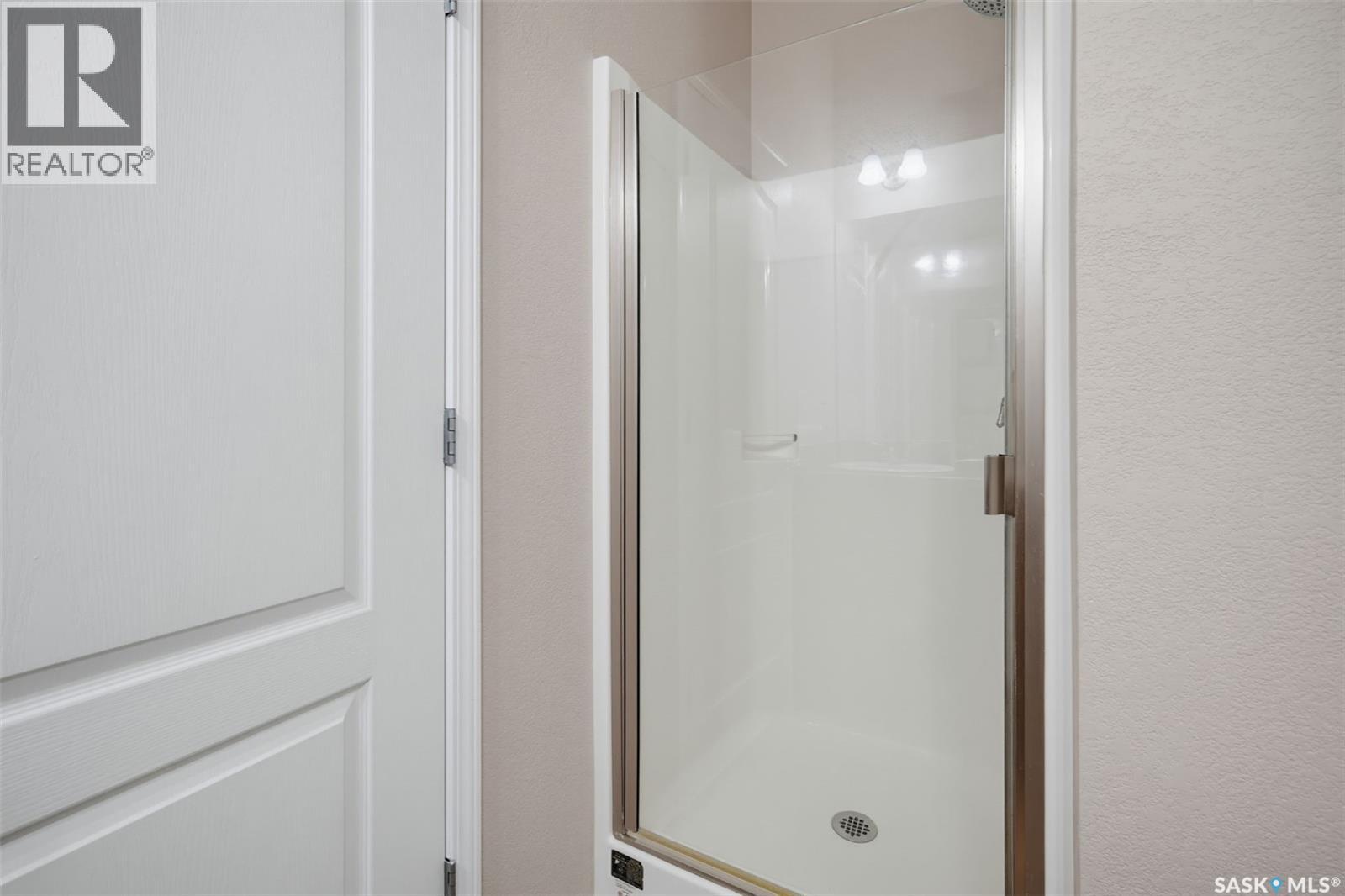 13 401 Railway Avenue Property Photo 18