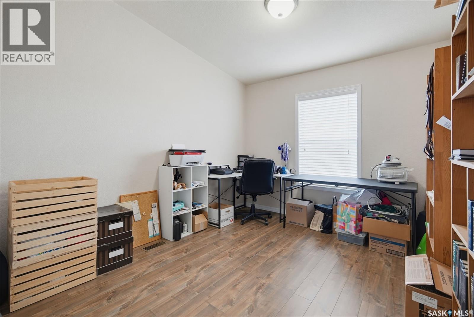 13 401 Railway Avenue Property Photo 19