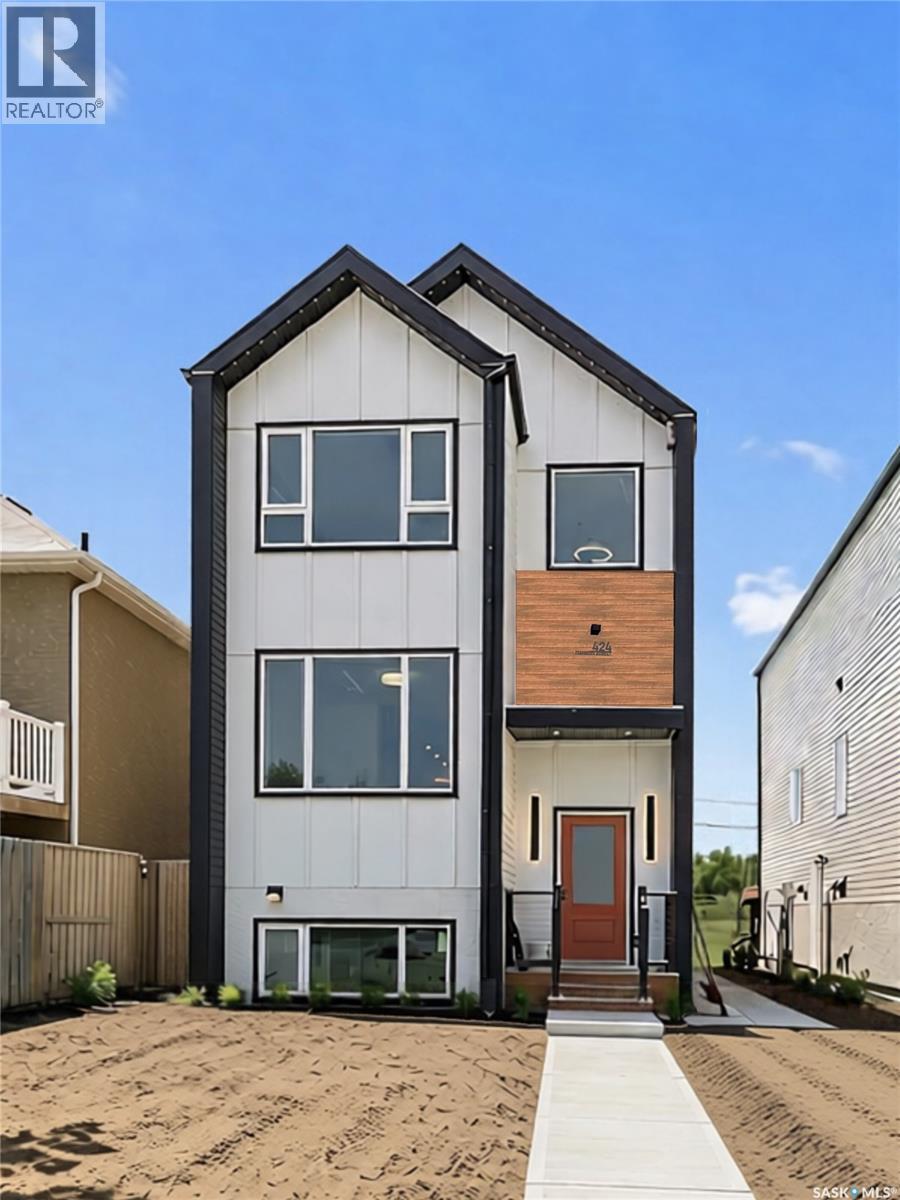 424 Empress Street Property Photo 1