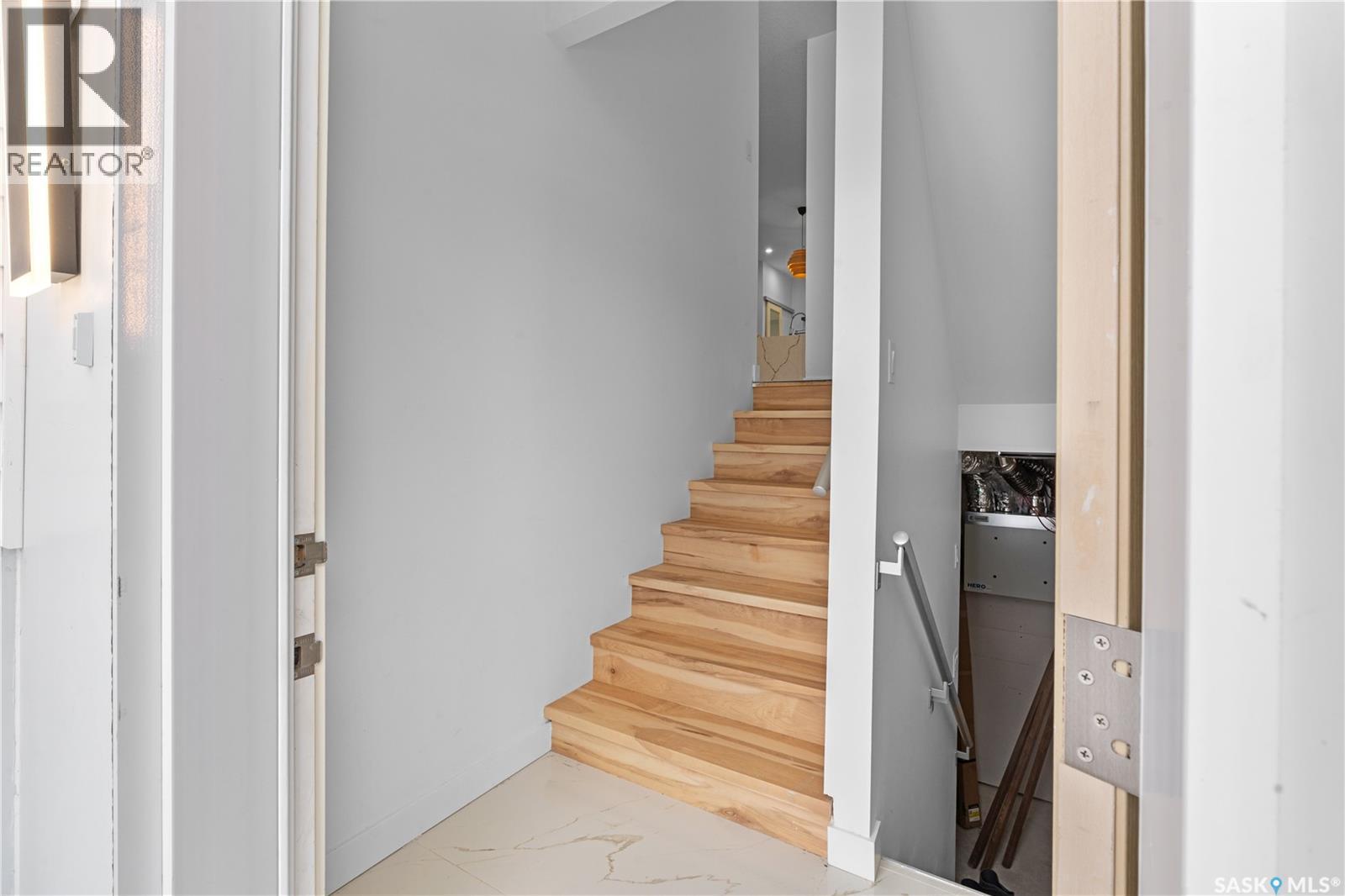 424 Empress Street Property Photo 3