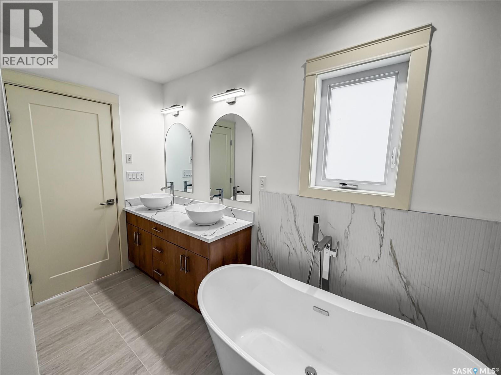 424 Empress Street Property Photo 24