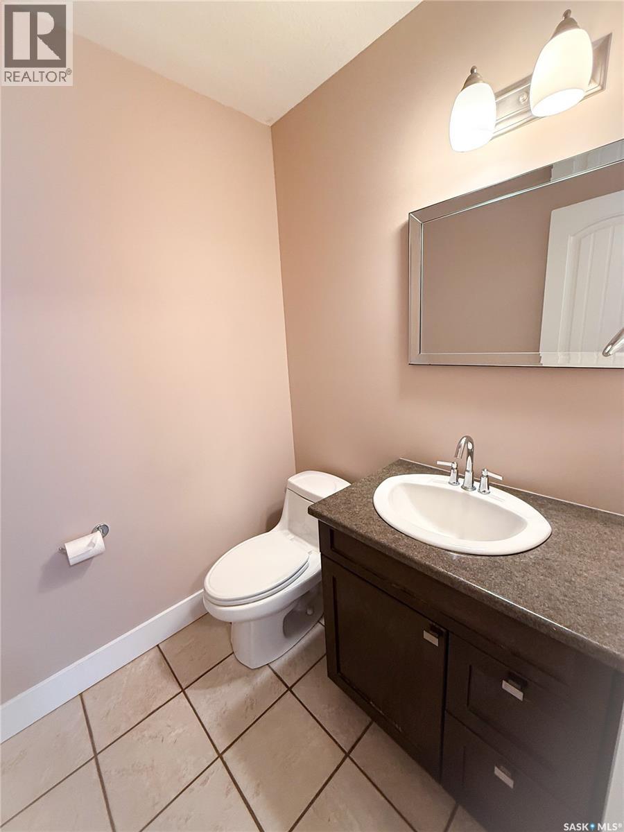 725 Centre Street Property Photo 12