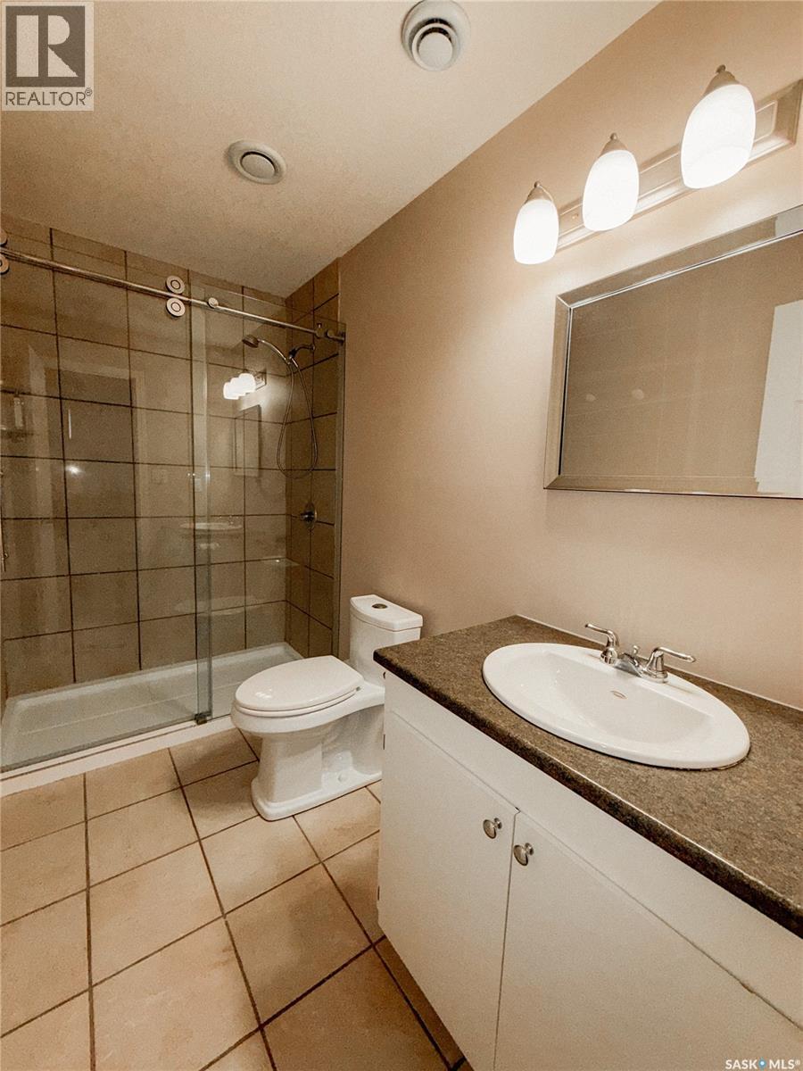 725 Centre Street Property Photo 15