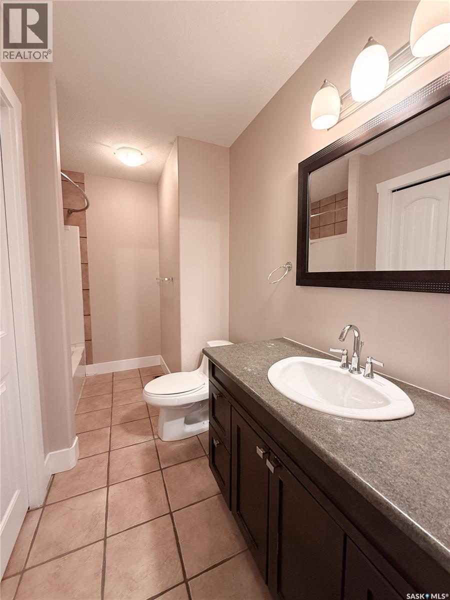 725 Centre Street Property Photo 20