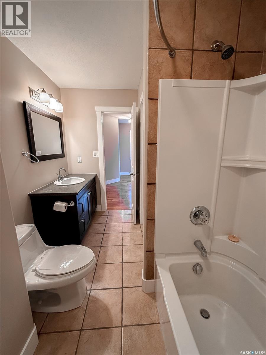 725 Centre Street Property Photo 22