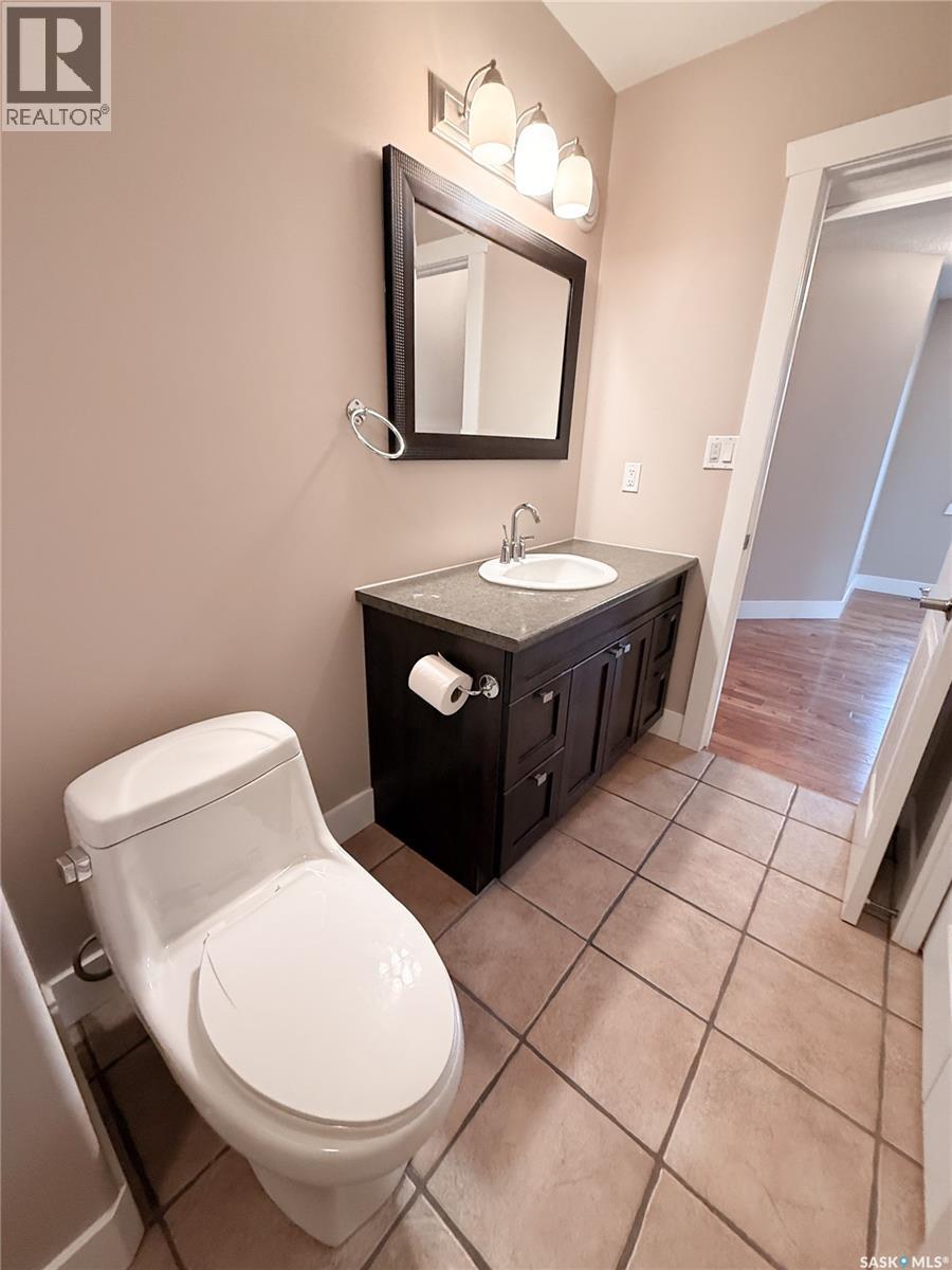 725 Centre Street Property Photo 23