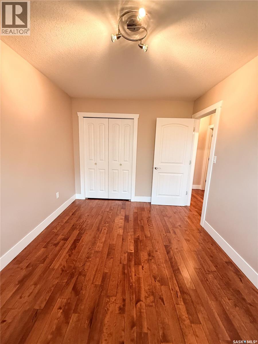 725 Centre Street Property Photo 25