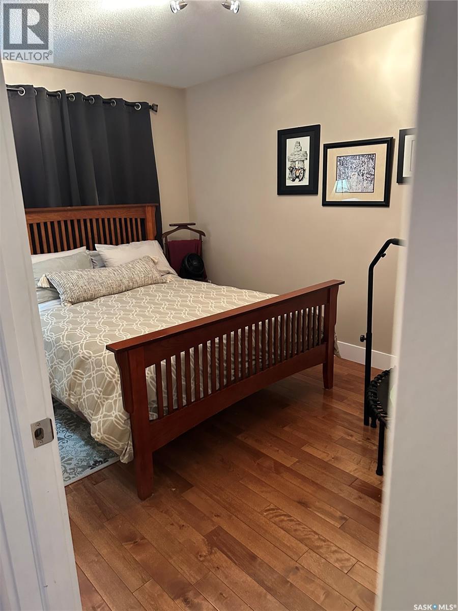 725 Centre Street Property Photo 38