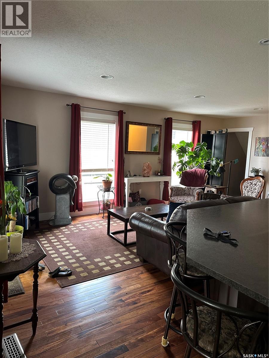725 Centre Street Property Photo 43
