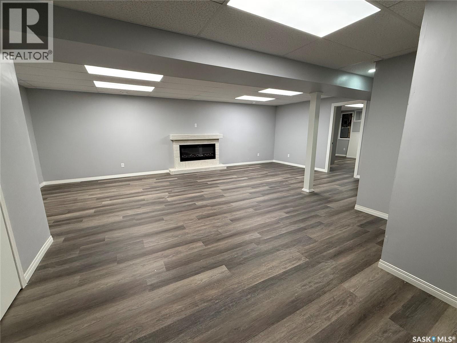 801 Lorne Street W Property Photo 14
