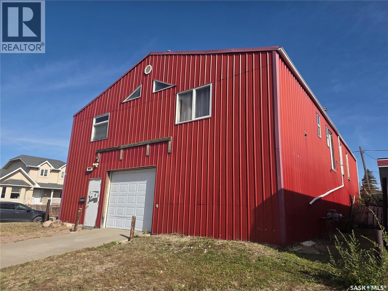 1301 Wallace Street Property Photo 3