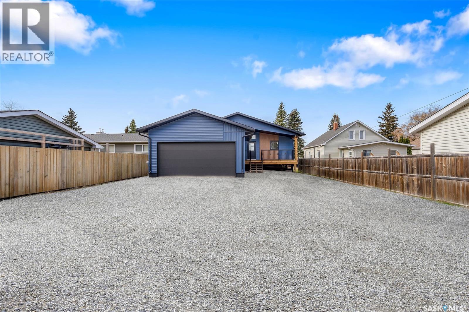 624 11th Street Property Photo 4