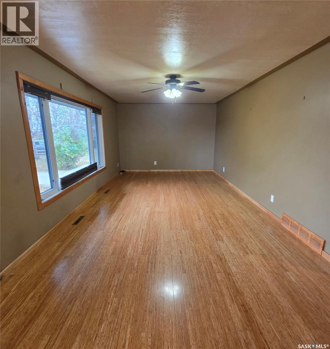 332 1st Avenue Nw Property Photo 13