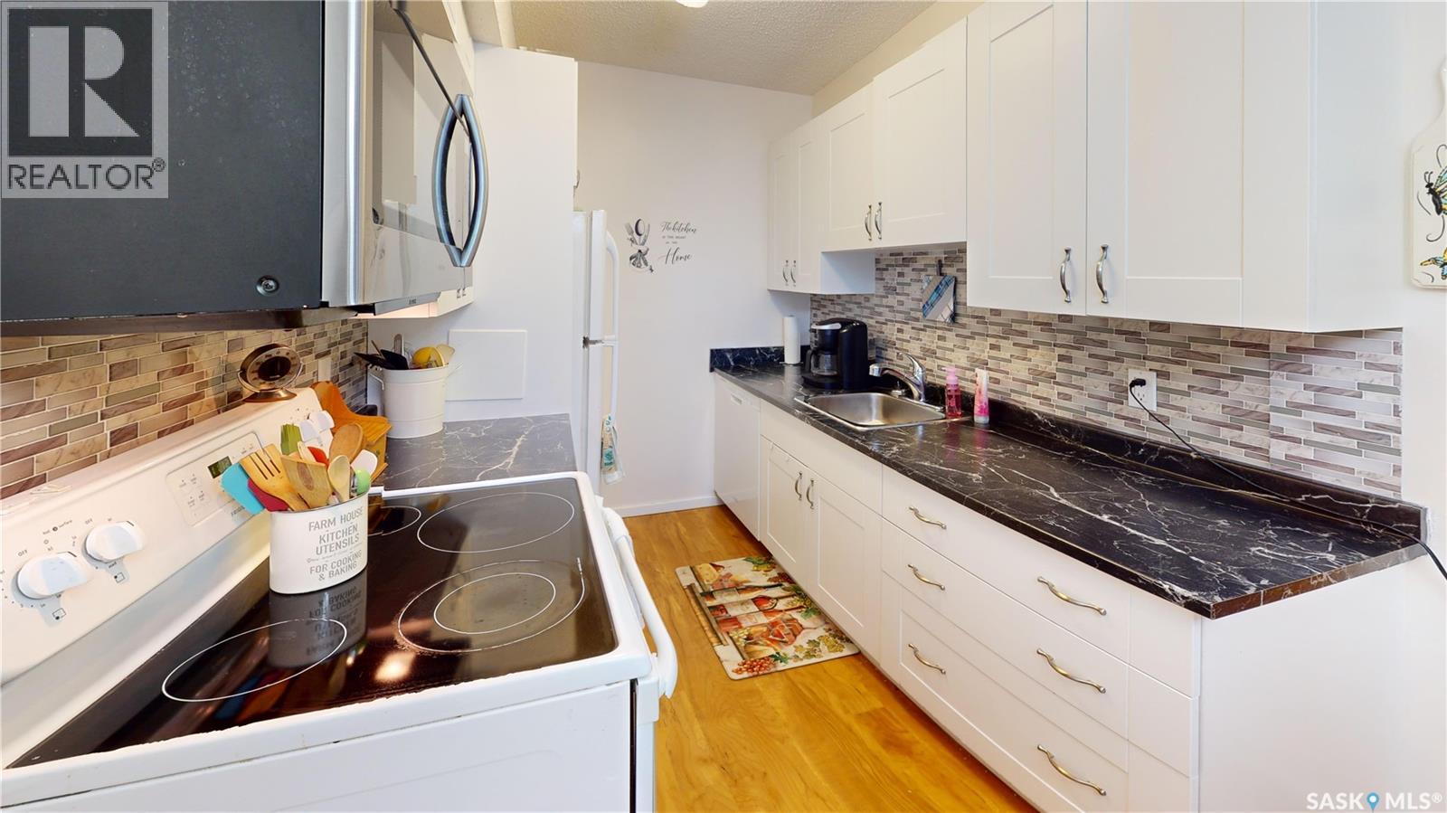 103 309a Cree Crescent Property Photo 4