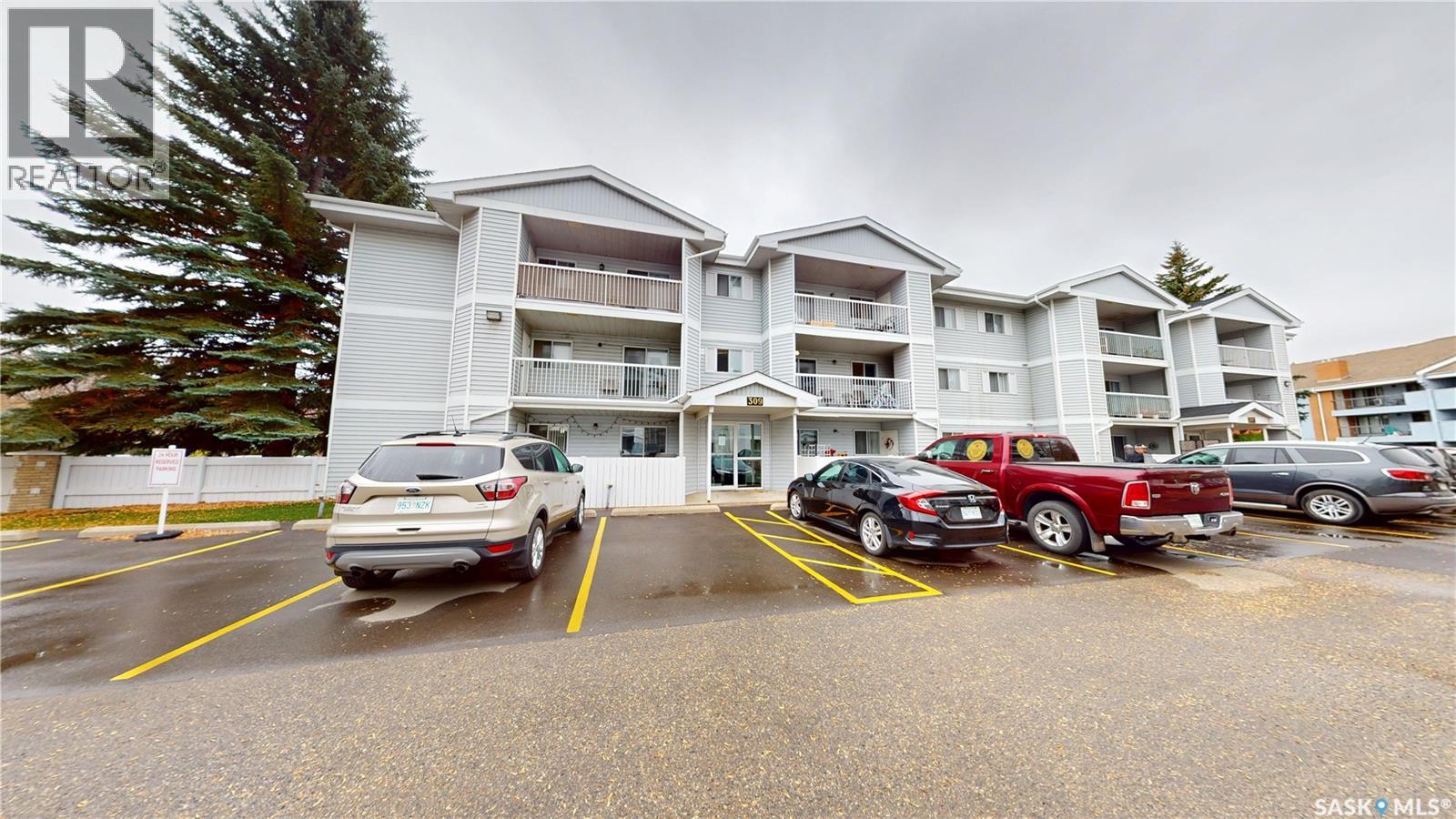 103 309a Cree Crescent Property Photo 15