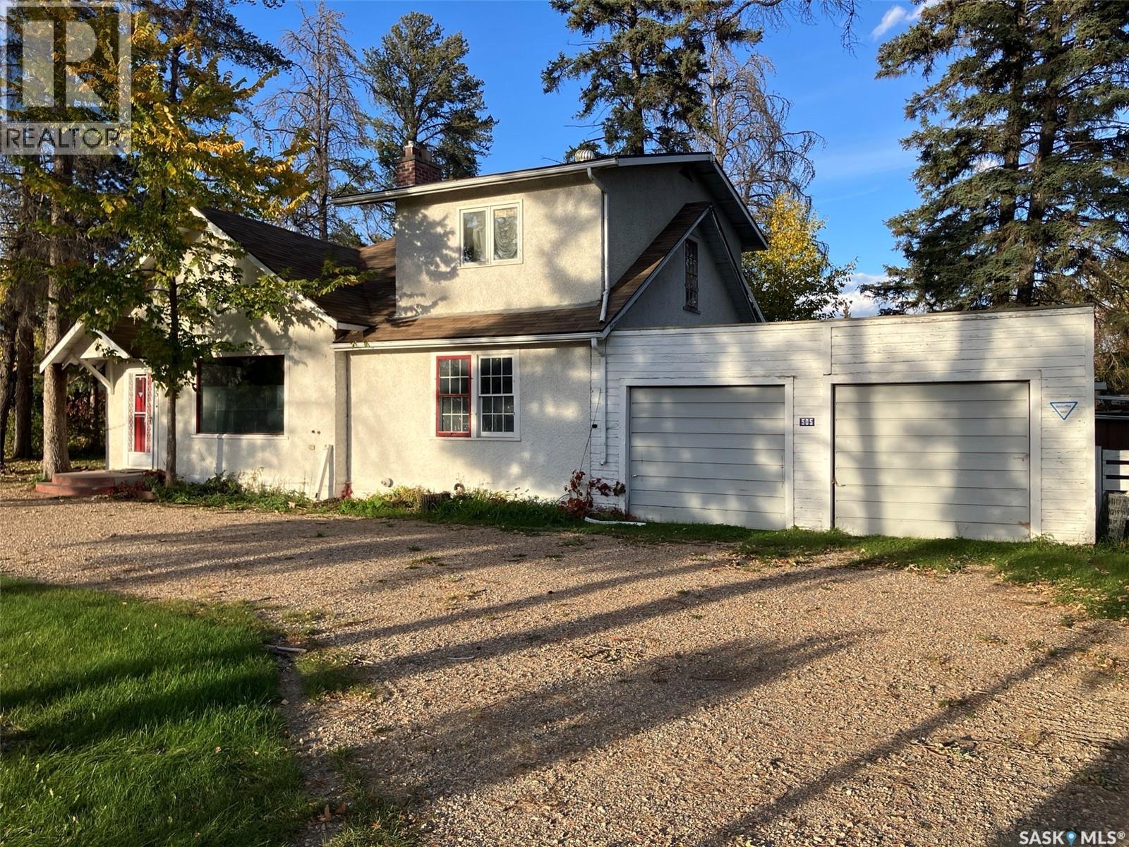 505 Centre Street Property Photo 4