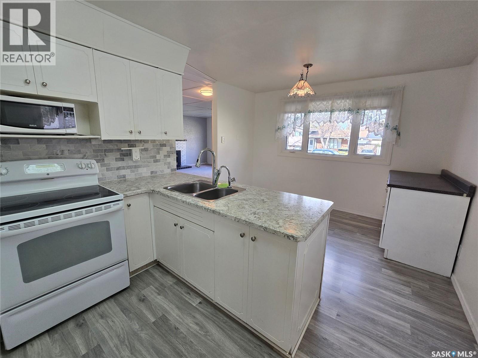 51 Sibbald Crescent Property Photo 14