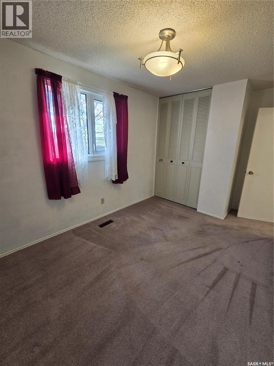 51 Sibbald Crescent Property Photo 37