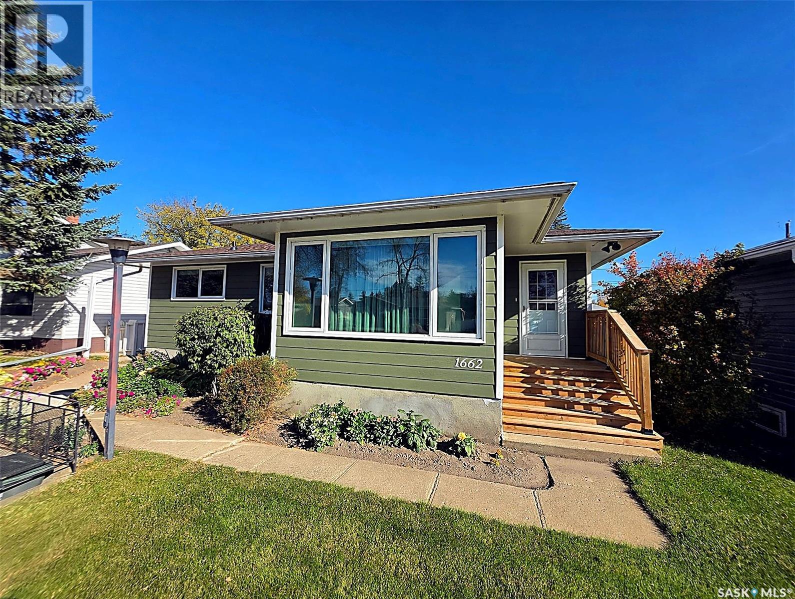 1662 91st Street Property Photo 1
