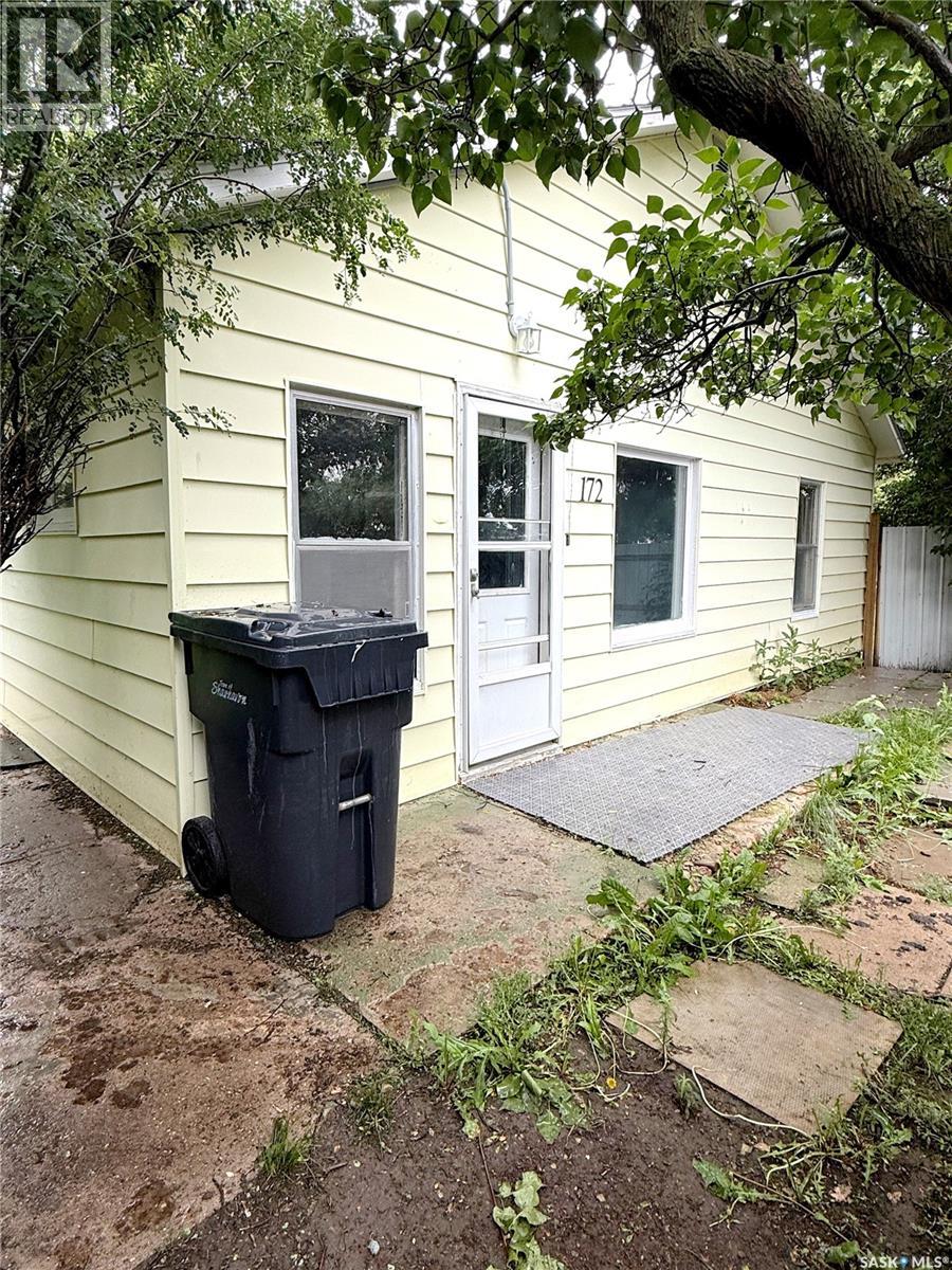 172 4th Street E Property Photo 2