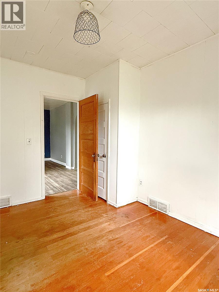 172 4th Street E Property Photo 10