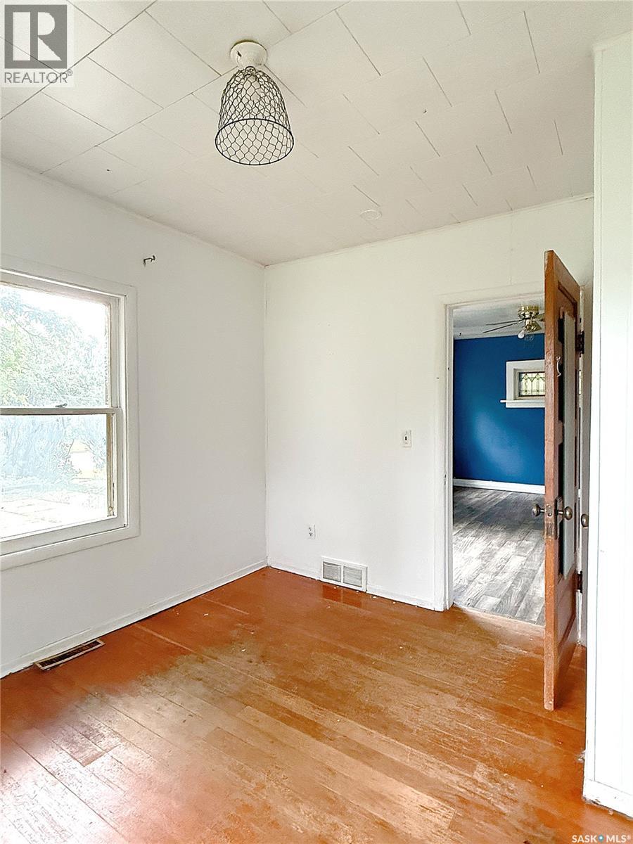 172 4th Street E Property Photo 12