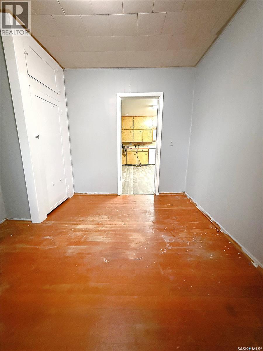 172 4th Street E Property Photo 14