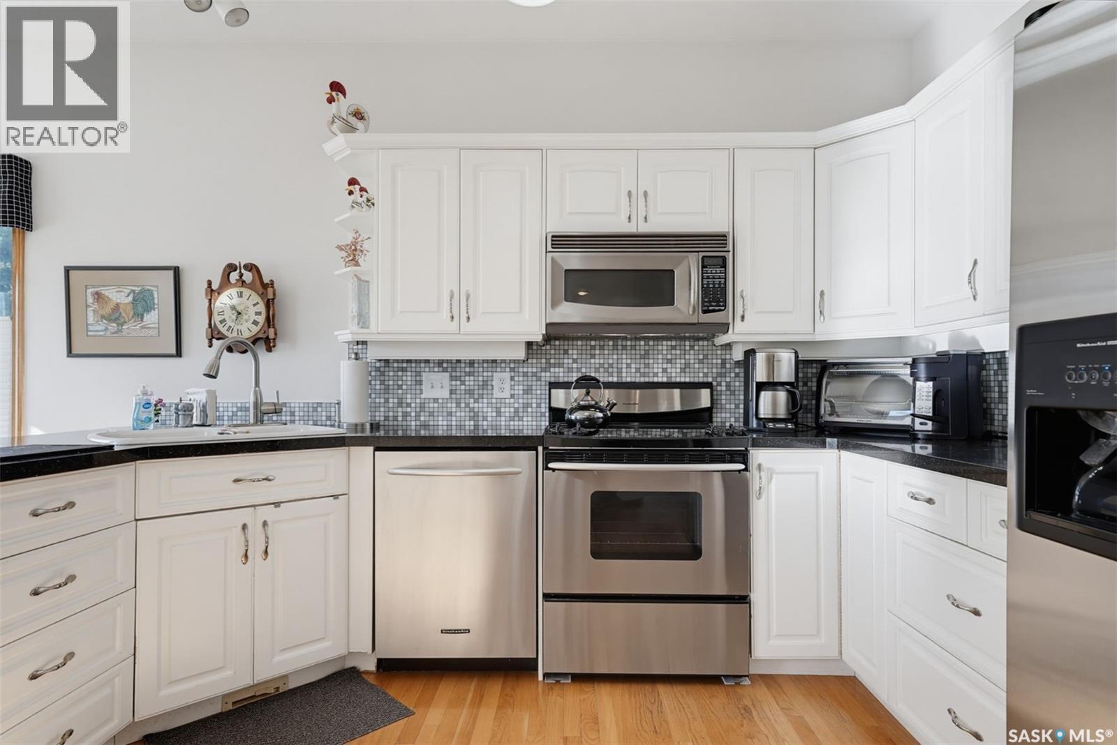 32 315 Bayview Crescent Property Photo 11