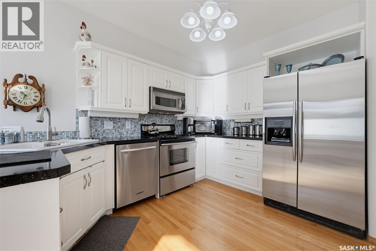 32 315 Bayview Crescent Property Photo 12