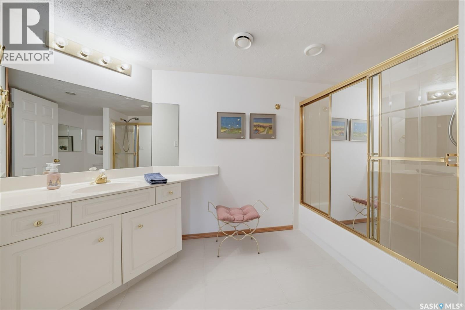 32 315 Bayview Crescent Property Photo 29