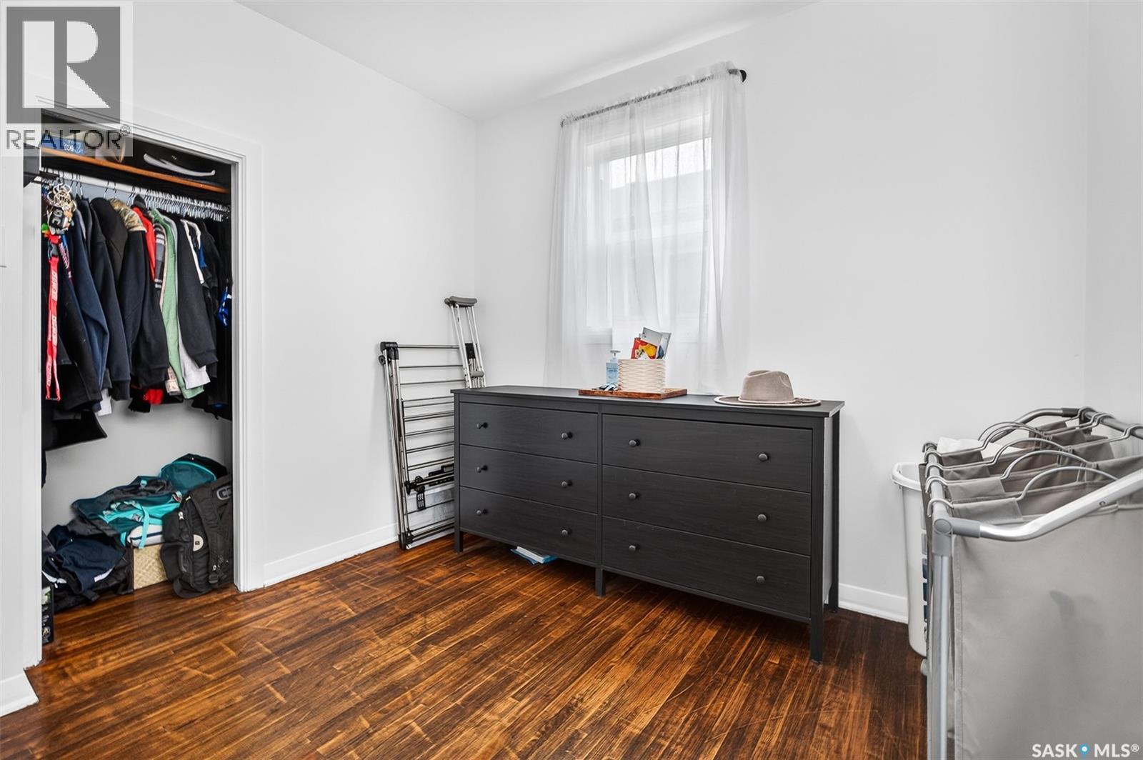 506 Lillooet Street W Property Photo 25