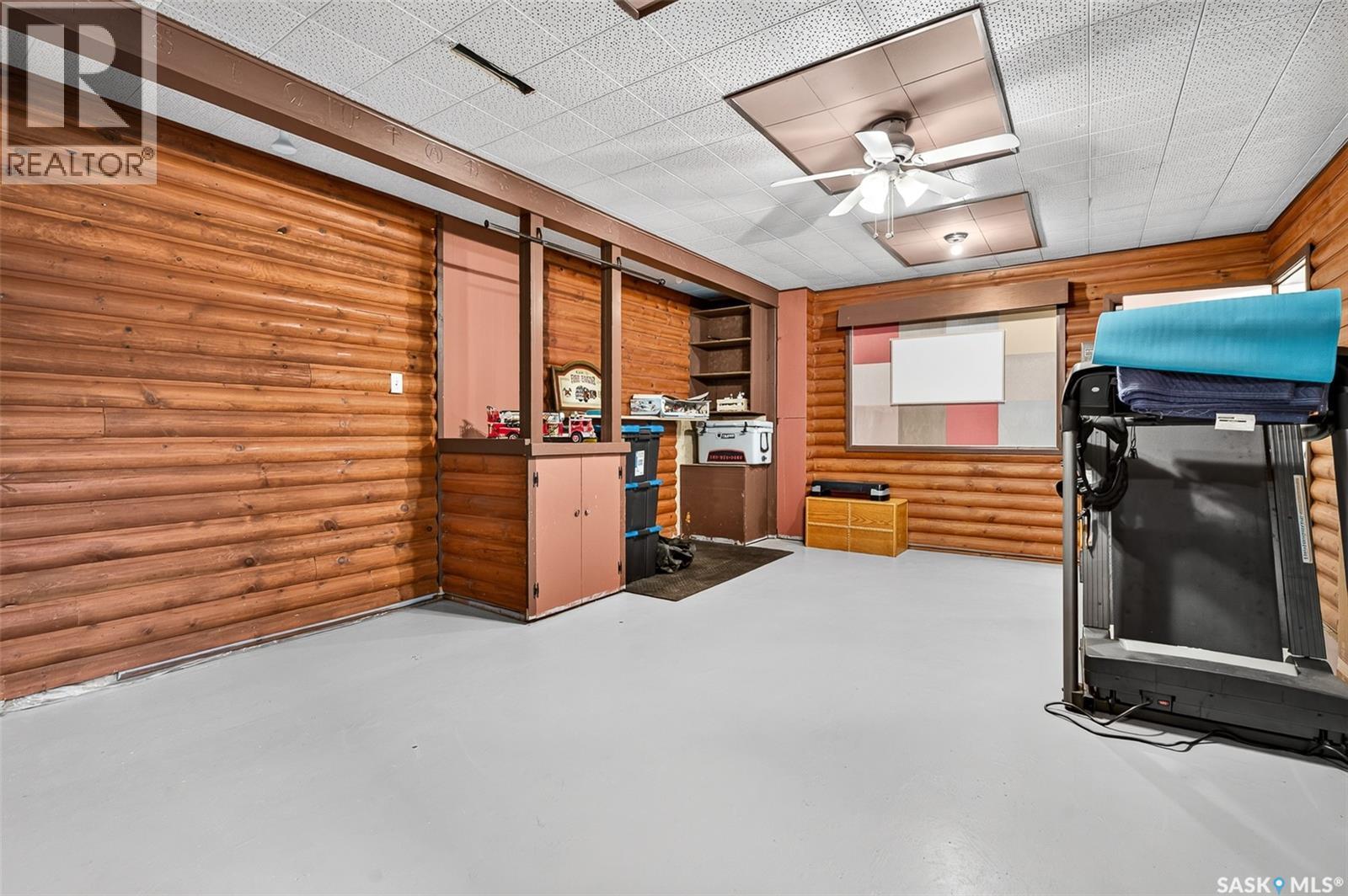 506 Lillooet Street W Property Photo 26