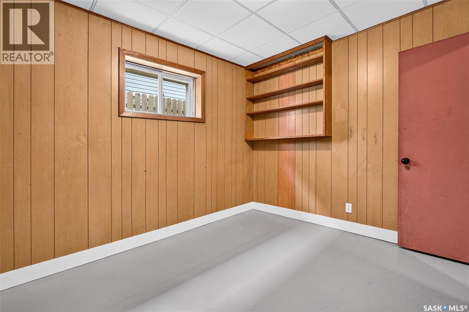 506 Lillooet Street W Property Photo 31