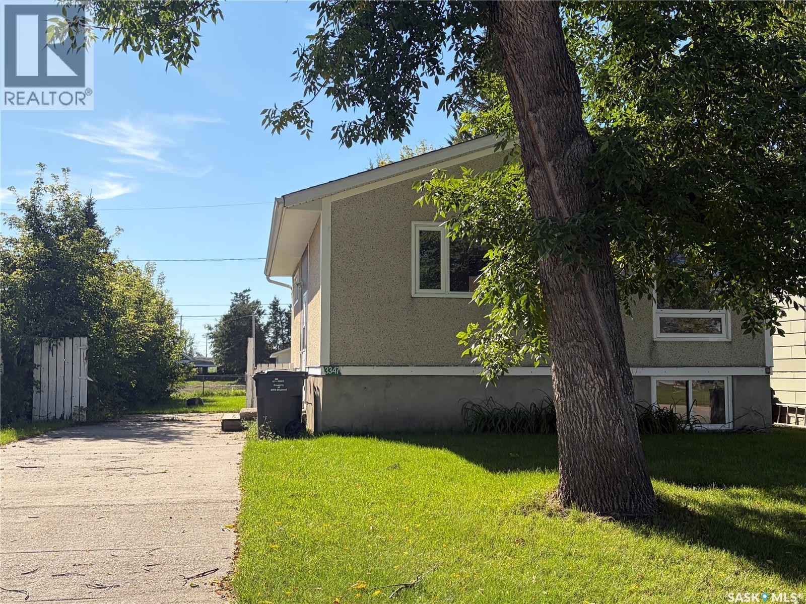 3347 3rd Avenue E Property Photo 1